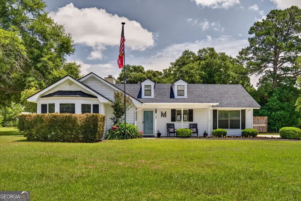 385 Lemans Drive, Bloomingdale
