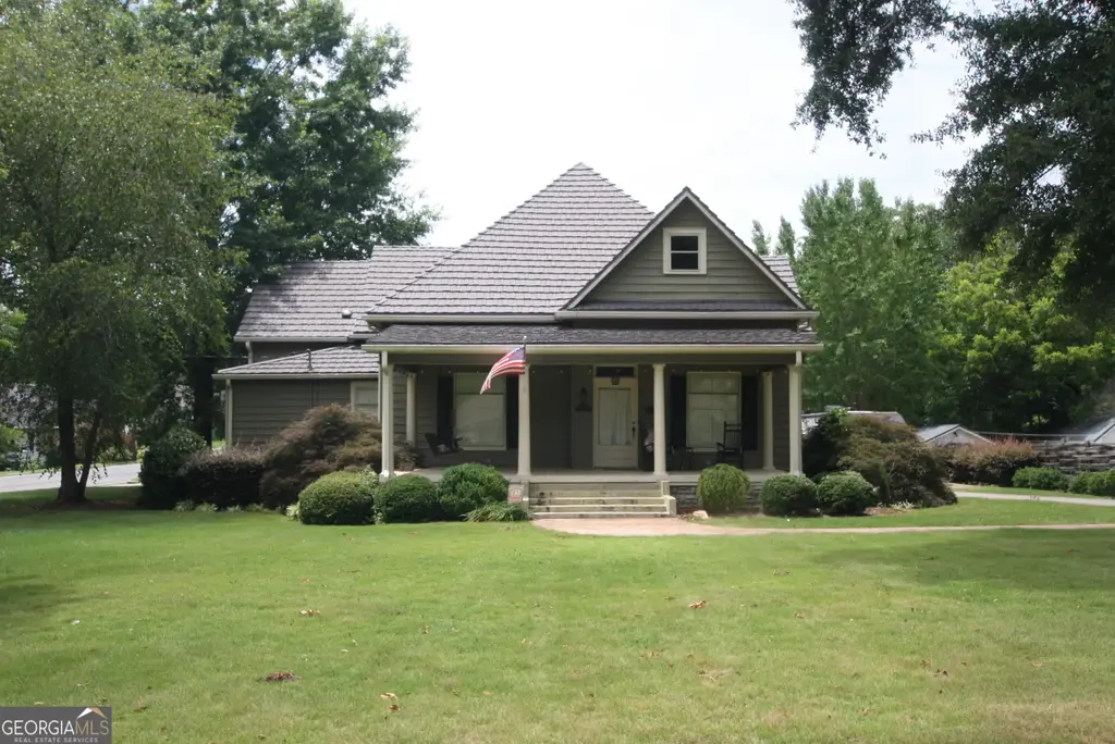223 Bluff Street, Rockmart