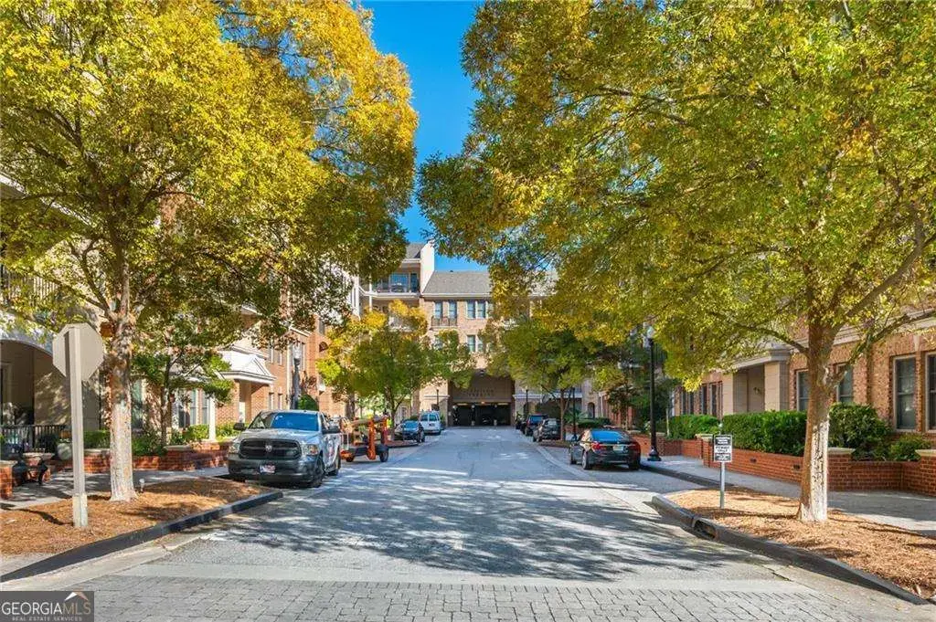 3621 Vinings Slope Se 2425, Atlanta
