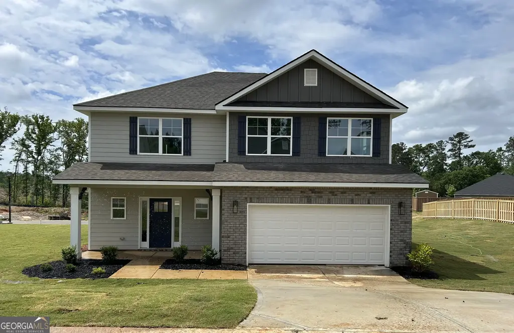 1157 Barrington Place Way, Macon