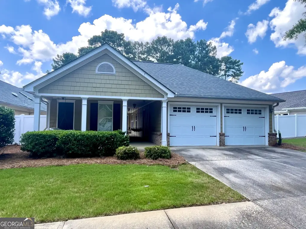 120 Cottage Club Drive, Locust Grove