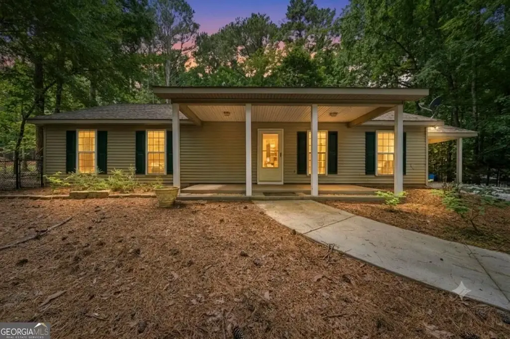 372 East Riverbend Drive, Eatonton
