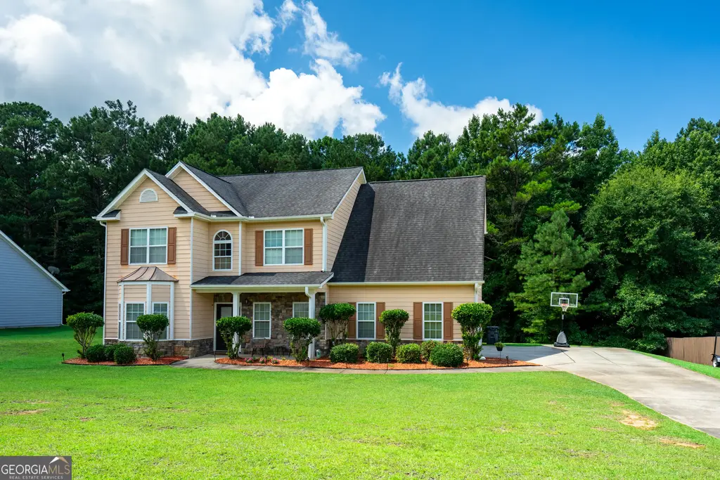 111 Jasmine Lane, Lagrange