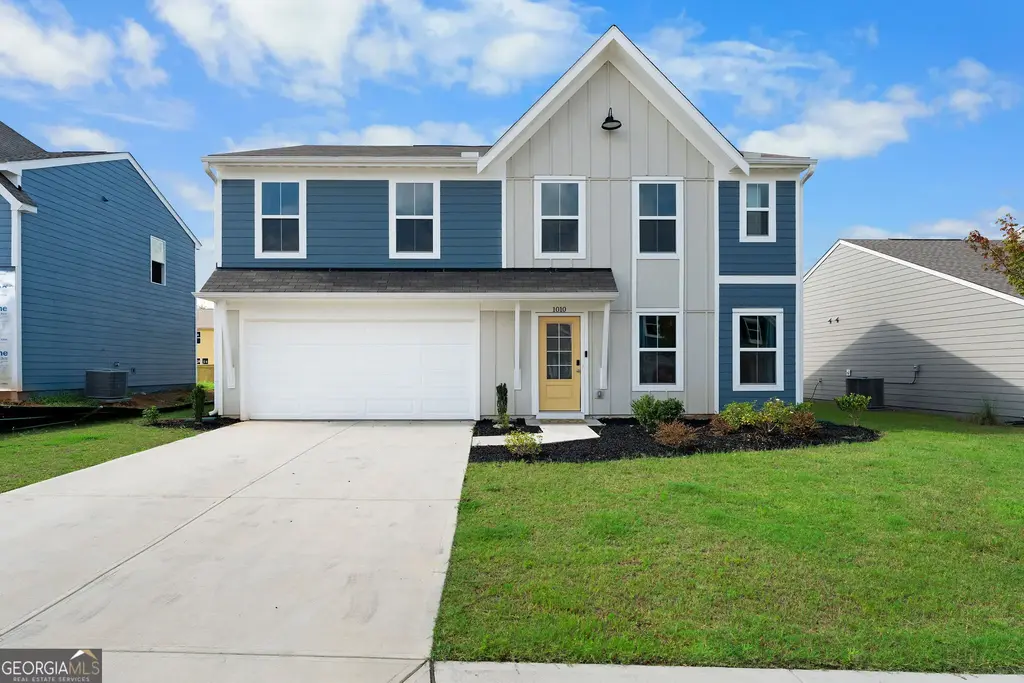 1010 Blossom Lane, Euharlee
