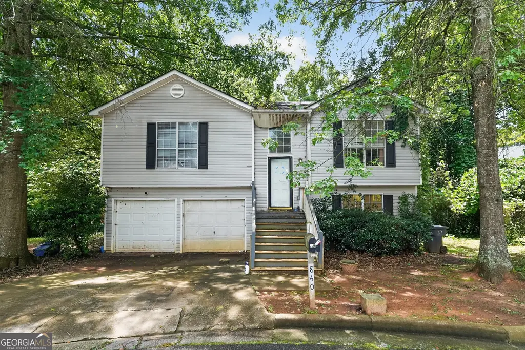 840 Tradd Court, Stone Mountain