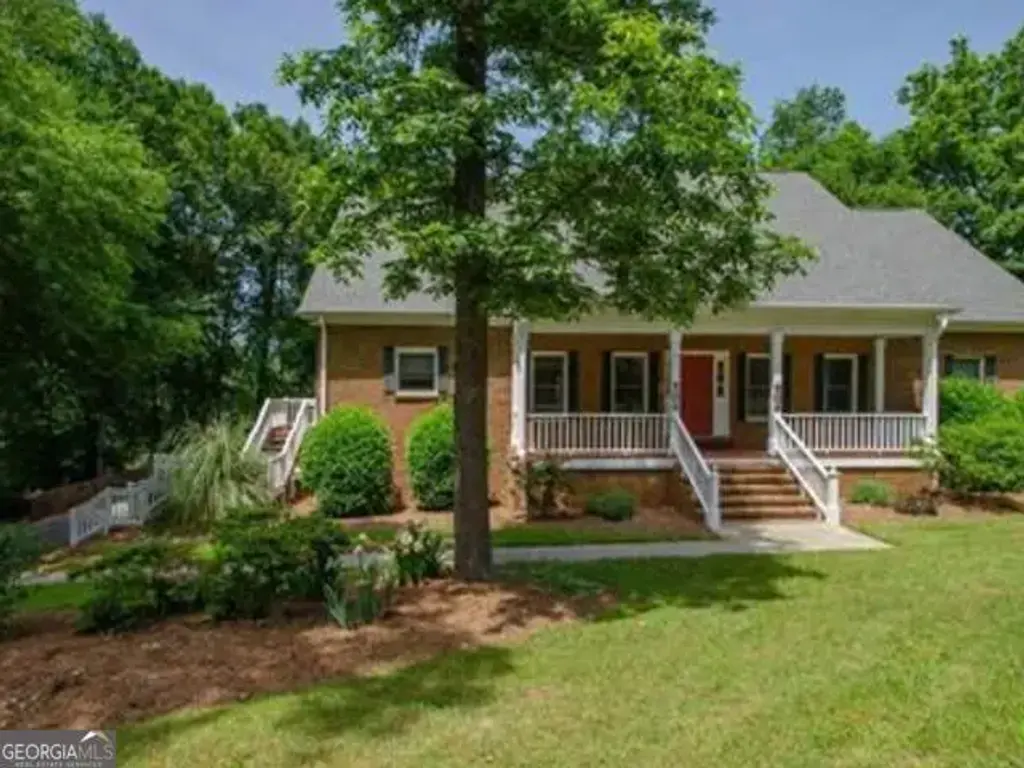 110 Holly Drive, Warner Robins