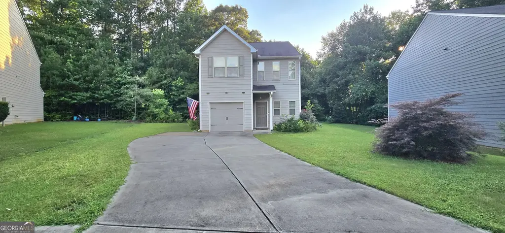 79 Trotter Court, Newnan
