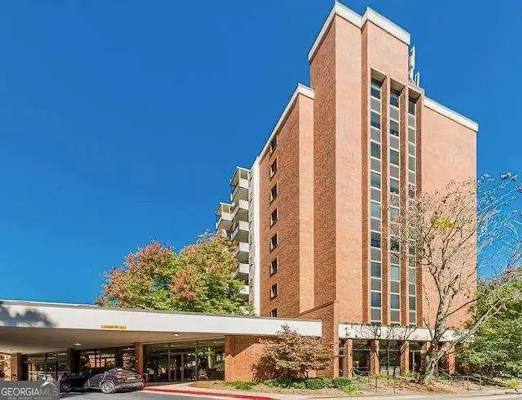 300 Johnson Ferry Road Ne B604, Sandy Springs