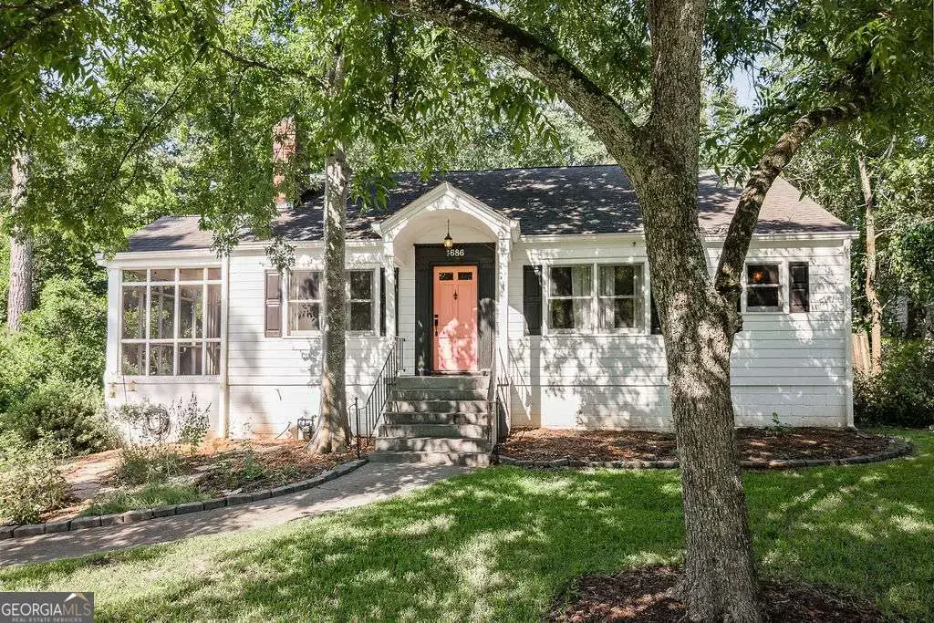 1686 S Milledge Avenue, Athens