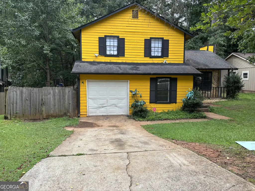 1036 Mainstreet Lake Drive, Stone Mountain