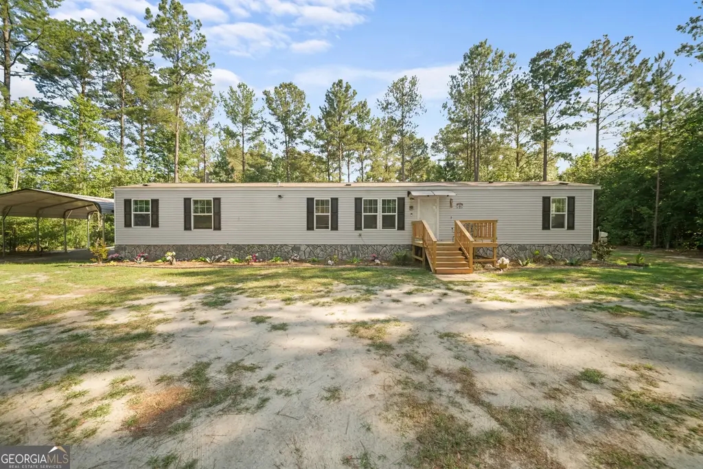 138 Loblolly Court, Newington