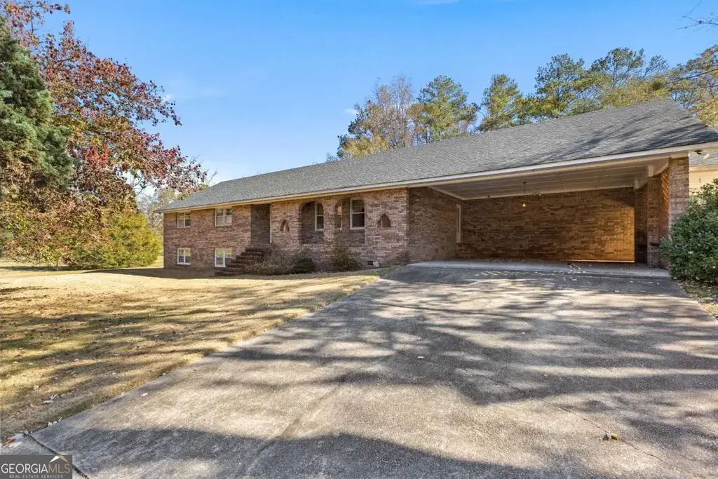 2540 Hannahs Mill Rd & 665 Atwater Road, Thomaston