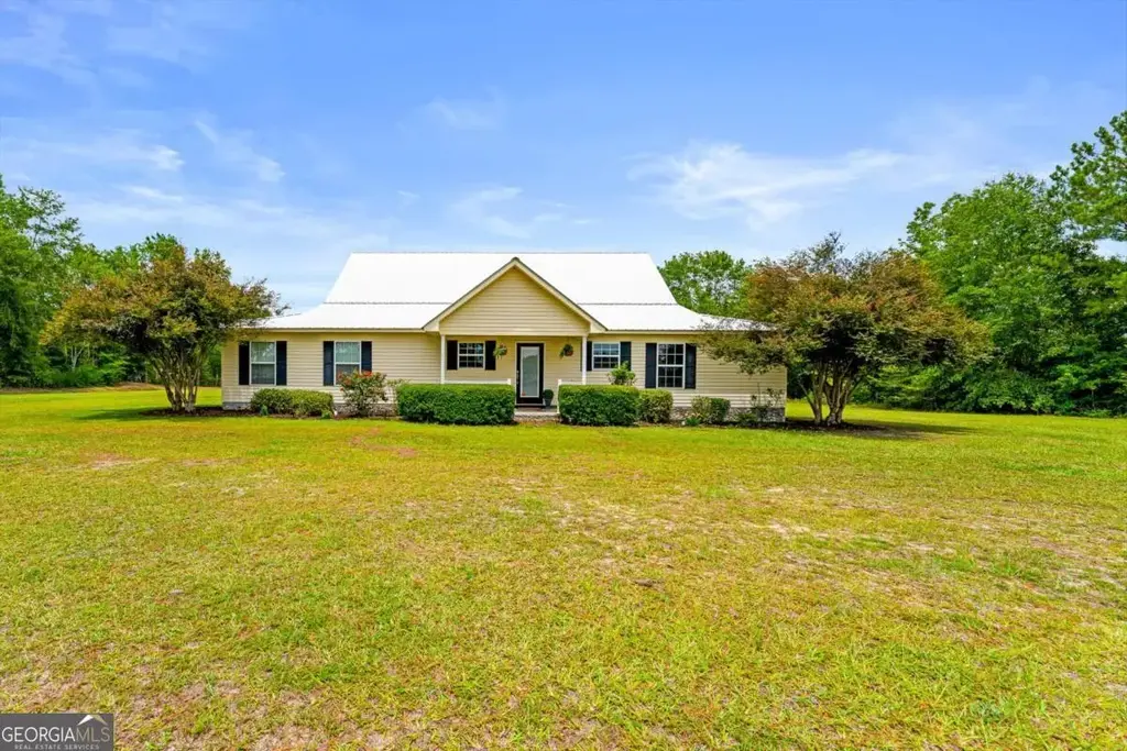 762 Old Mcleod Bridge Road, Adrian