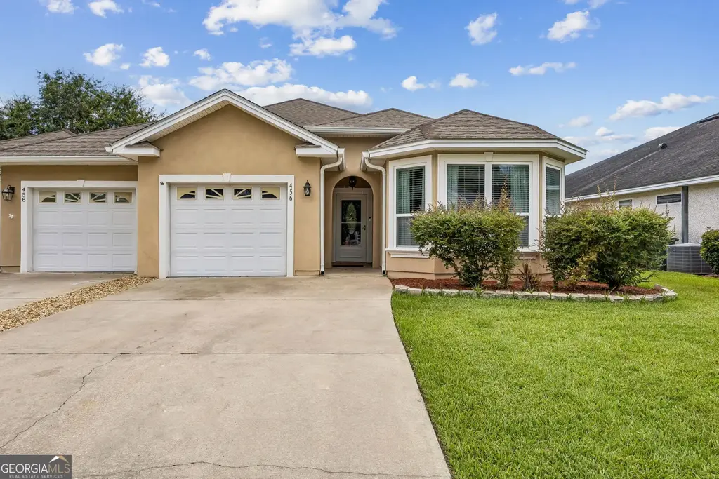 456 Eagle Boulevard, Kingsland