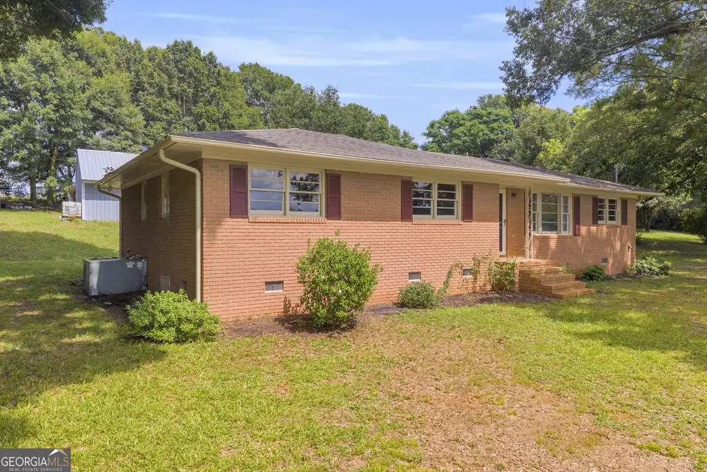 3657 Wildcat Bridge Road, Royston
