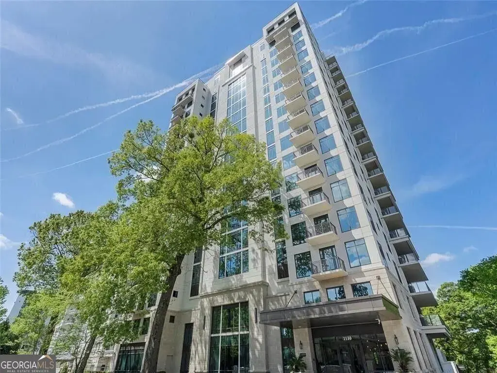 2520 Peachtree Road 602, Atlanta
