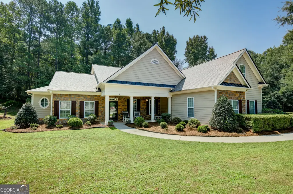 5 Renwick Drive, Senoia