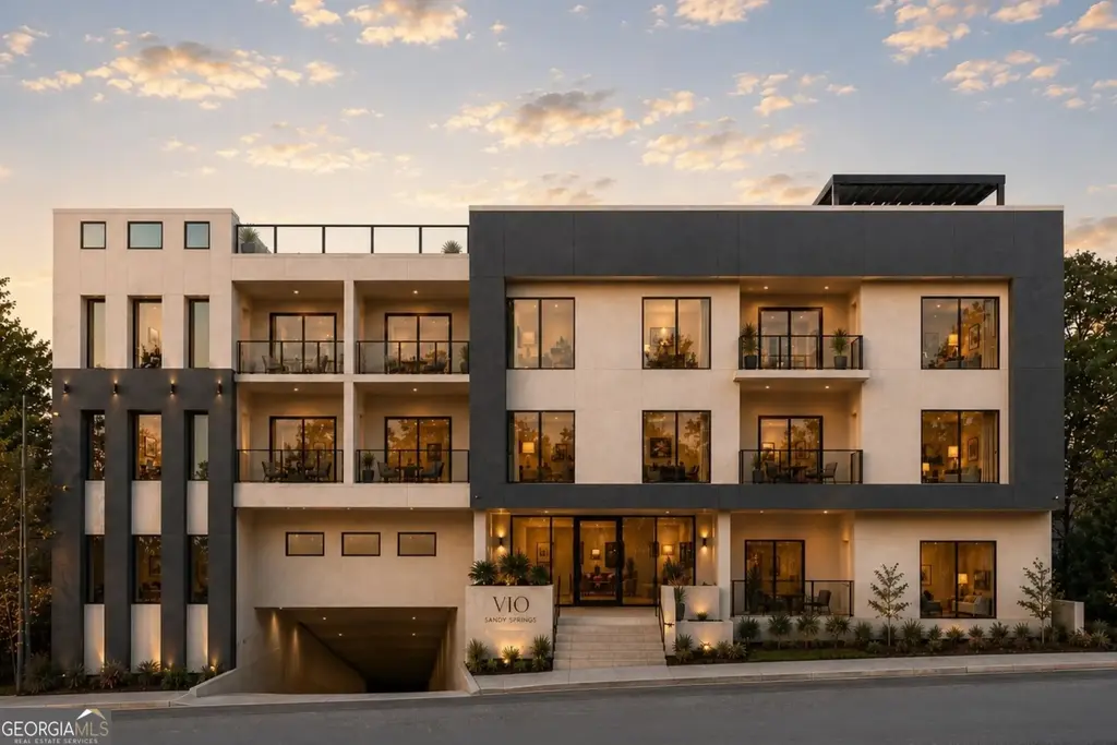 318 Sandy Springs Circle 230, Sandy Springs
