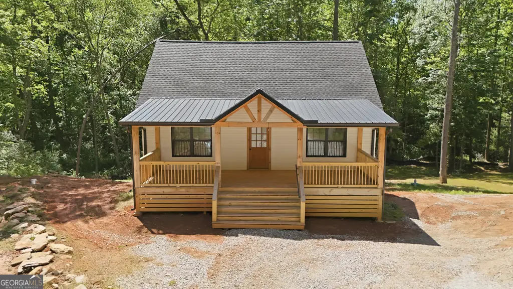 527 Jim Carter Road, Clarkesville