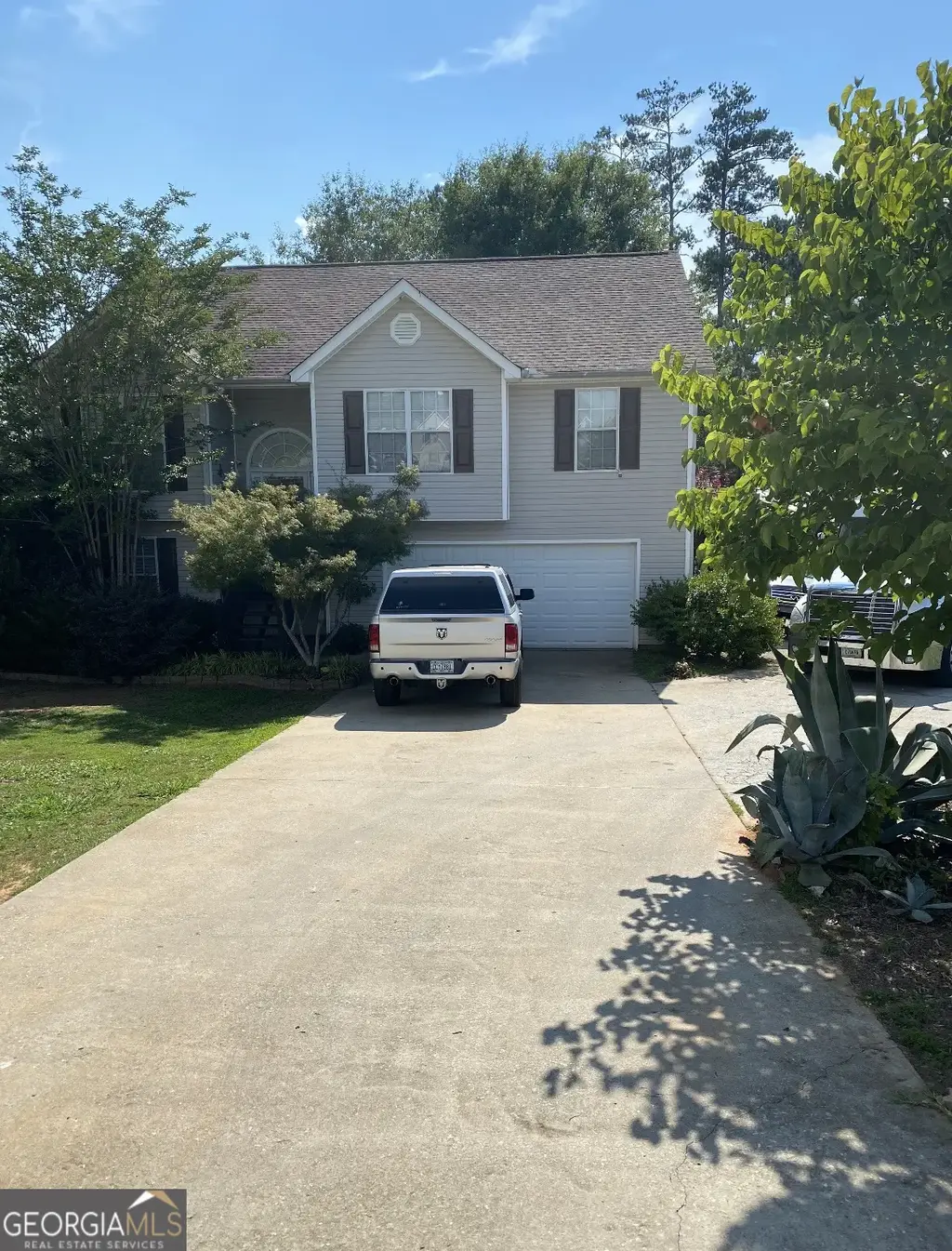 112 Canterbury Court, Jackson