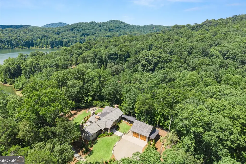 152 Mountain Streams Drive, Cleveland