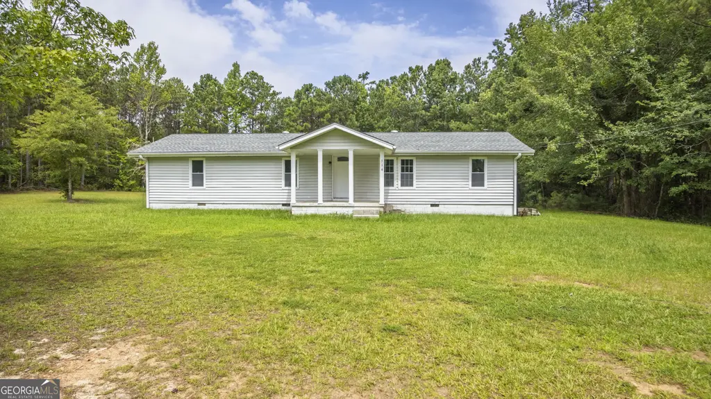 514 Phillips Road, Warm Springs