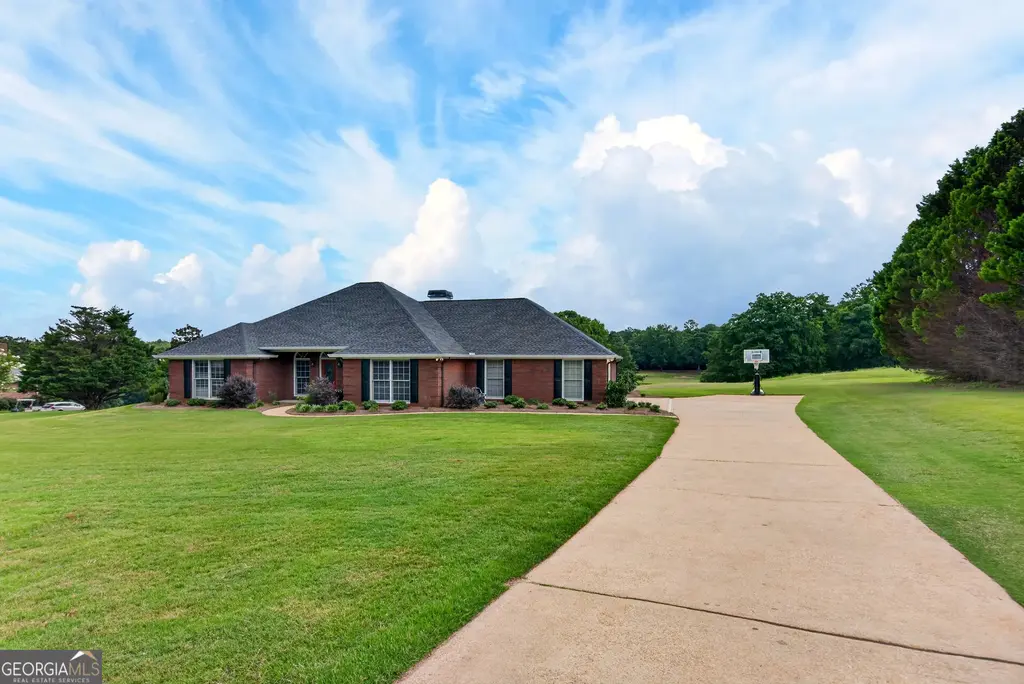 113 Prestwick Drive, Lagrange
