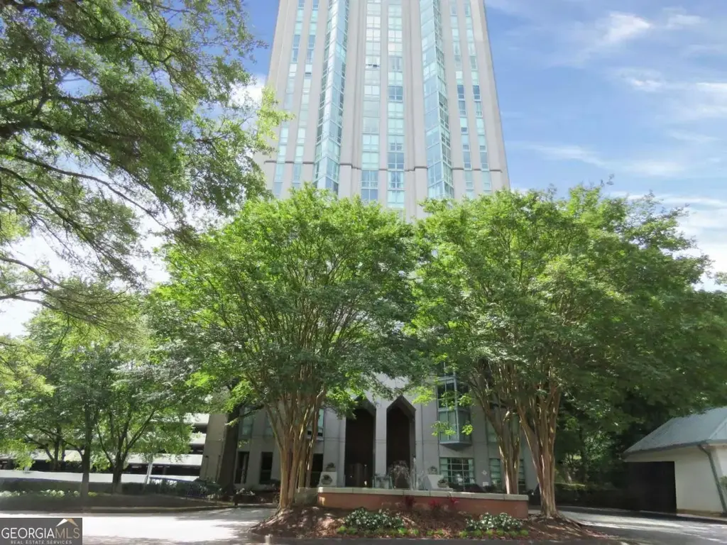2870 Pharr Court South Nw 407, Atlanta