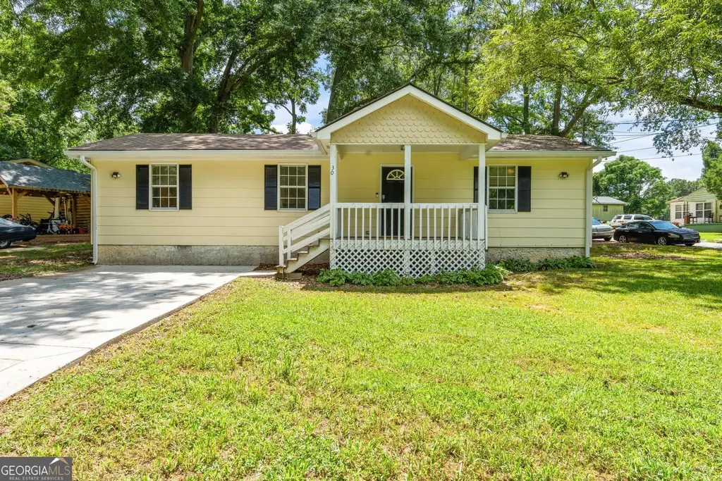 30 Tuxedo Avenue, Newnan