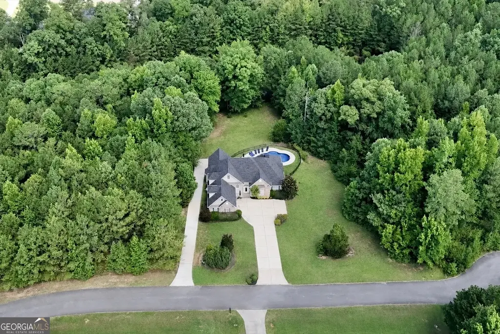32 River Rapids Drive, Forsyth