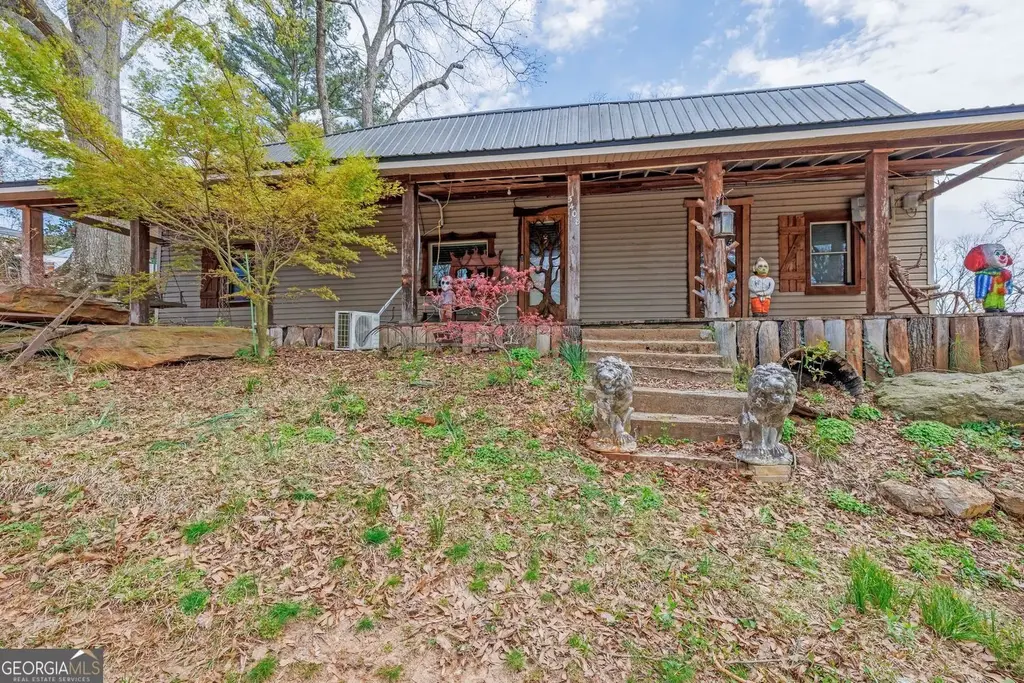 5408 Spring Street, Flowery Branch