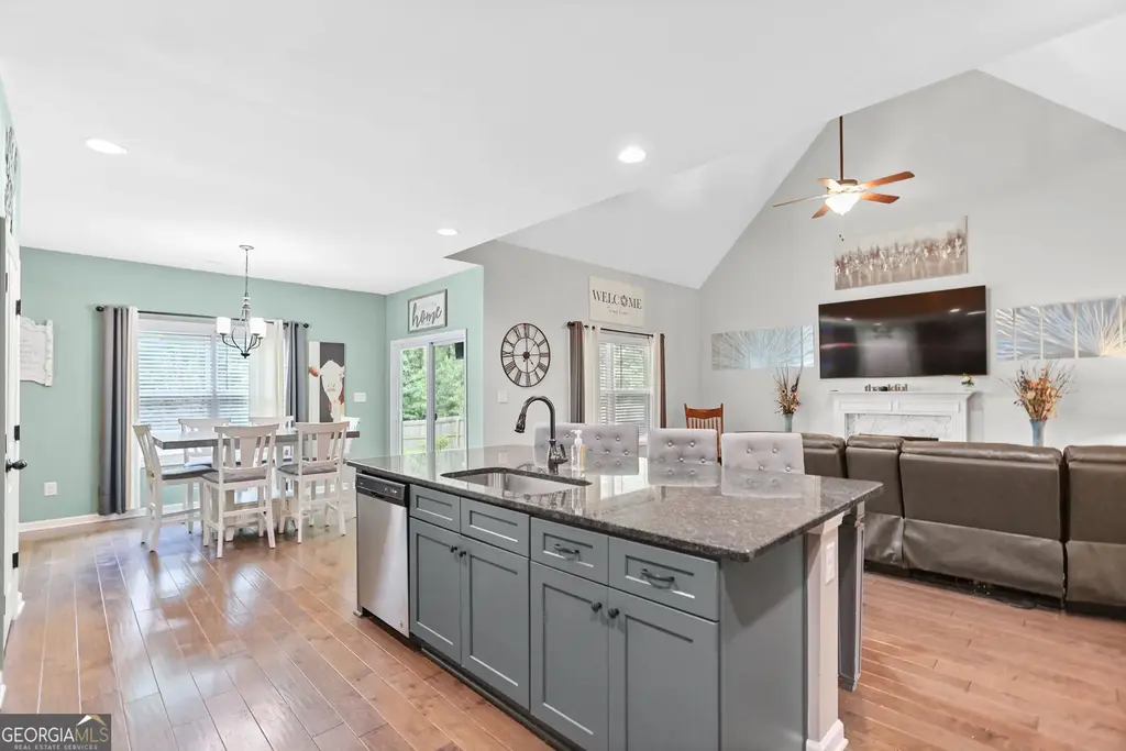 9 Couch Court, Senoia
