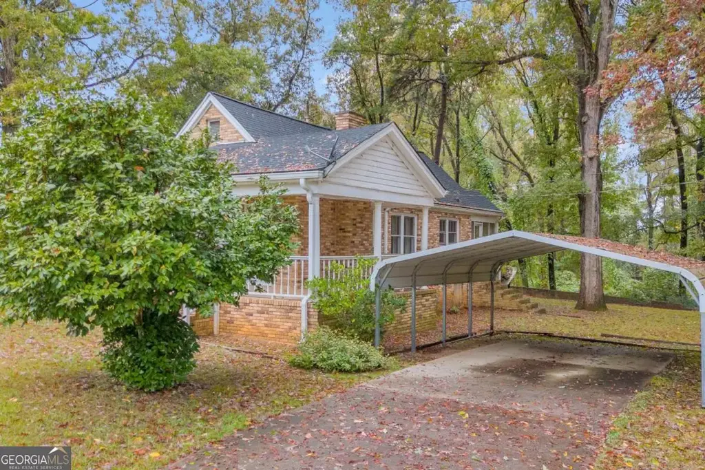 625 Ila Road, Commerce