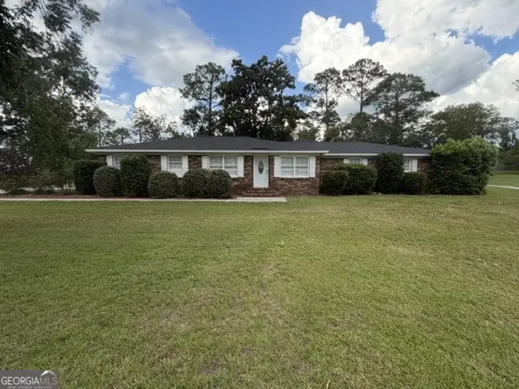 1202 Judy Place, Vidalia