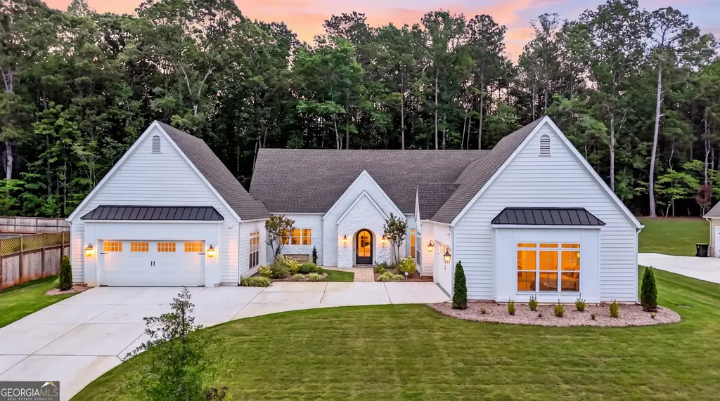 140 Northshore At Redwine Drive, Newnan