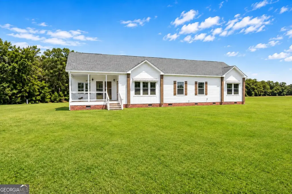 562 Sinkhole Road, Register
