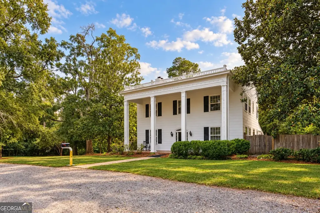 7 & 18 Main Street, Watkinsville