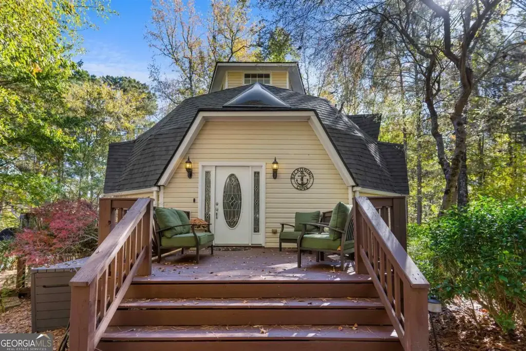 1251 White Oak Drive, White Plains