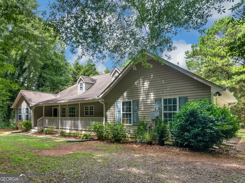 918 S Mcdonough Road, Griffin