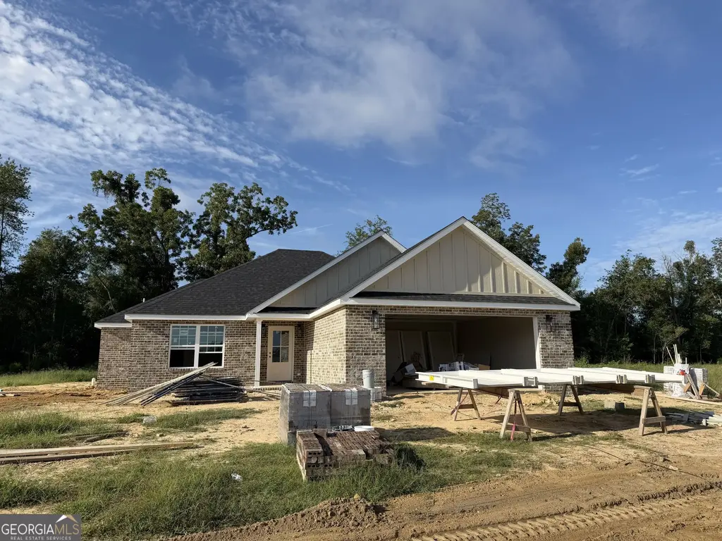 122 Parker Place, Lyons