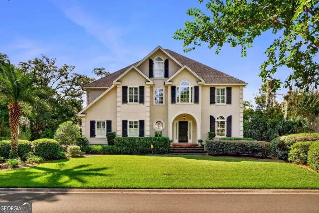 237 Lyman Hall, Savannah