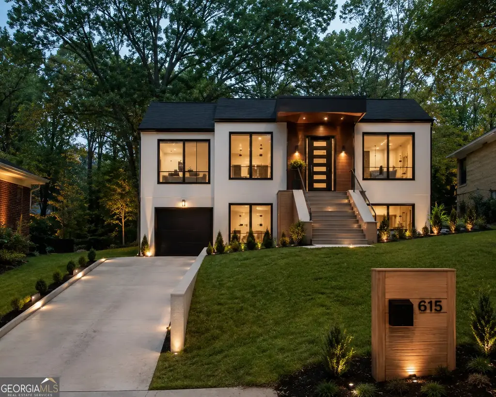 1615 Ezra Church Drive Nw, Atlanta