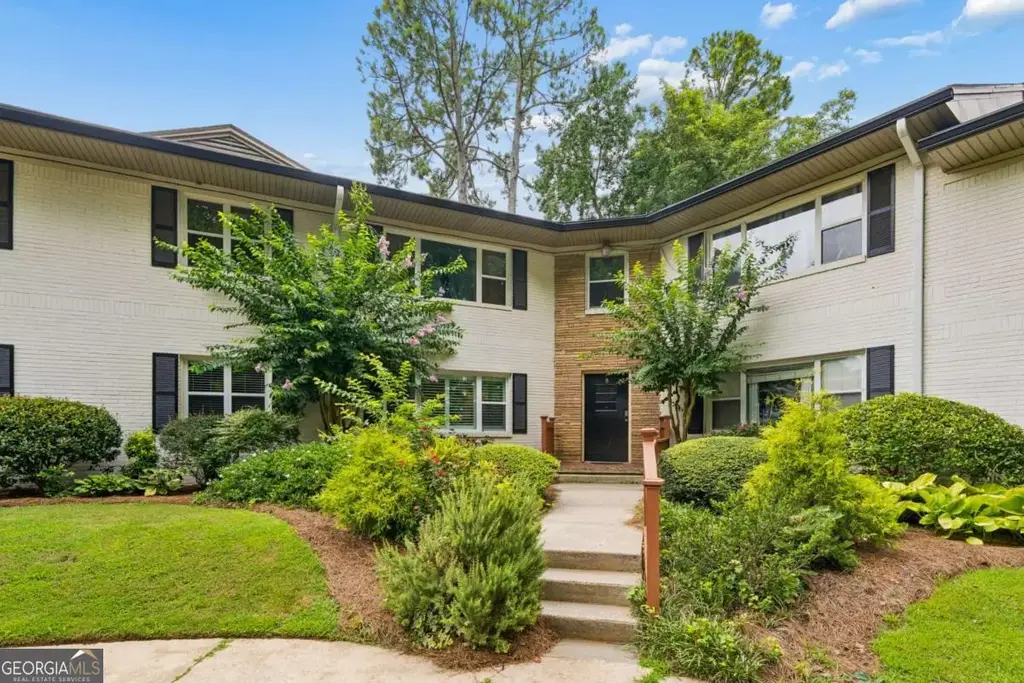 2477 N Decatur Road B2, Decatur