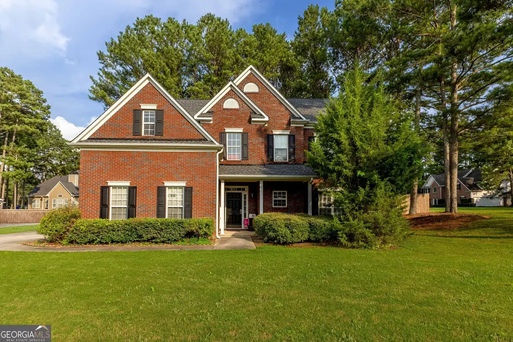 300 Pilgrim Way, Fayetteville