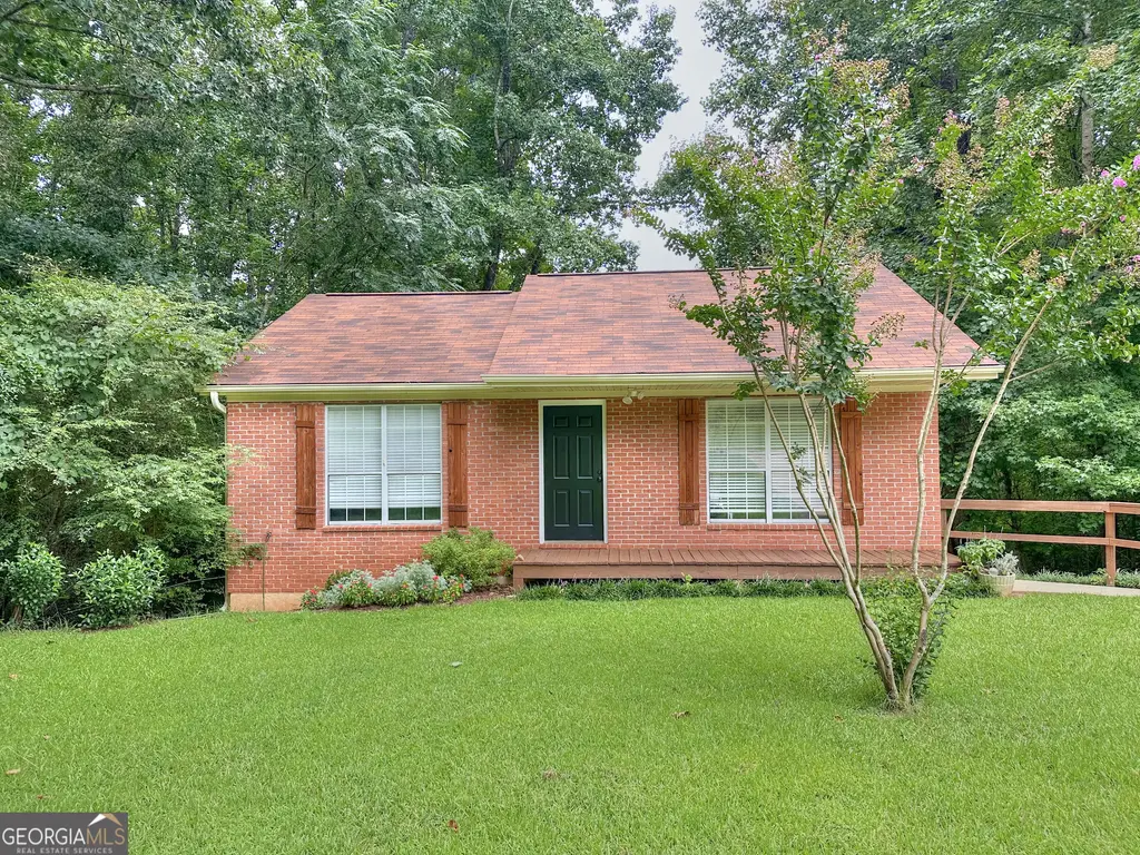 100 Teaver Court, Lagrange