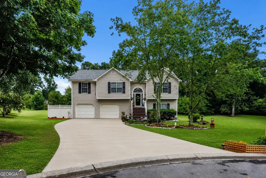 401 Nicole Court, Winder