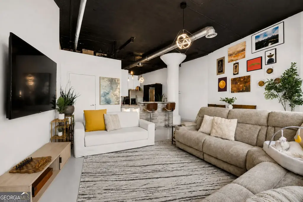 881 Memorial Drive Se 116, Atlanta