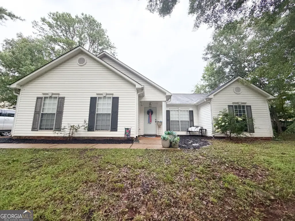 300 Edgemont Drive, Lagrange