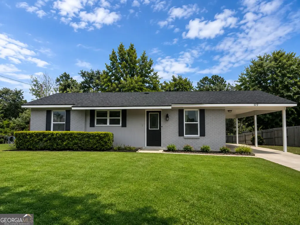 177 Skyline Boulevard, Lyons