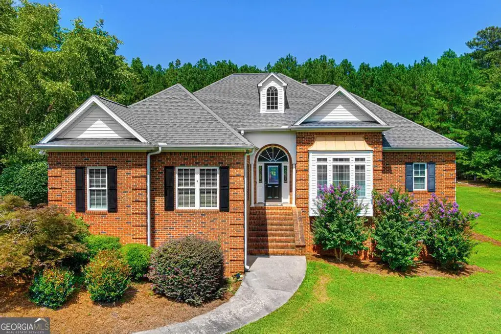 685 Melody Lane, Hartwell